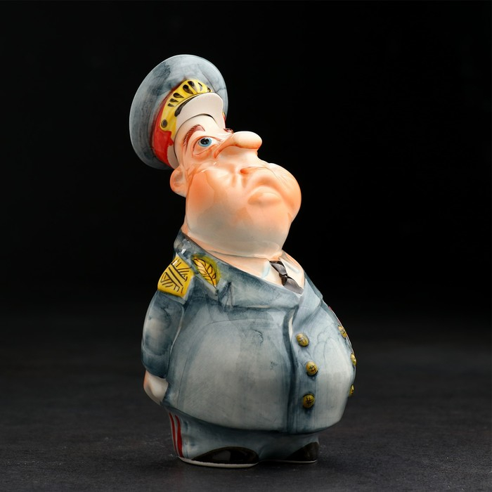 Набор фарфоровый: штоф «Генерал», 0.5 л + 3 рюмки, гильза Набор фарфоровый: штоф «Генерал», 0.5 л + 3 рюмки, гильза