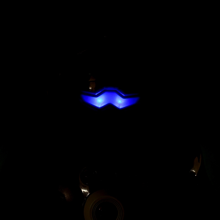 Робот радиоуправляемый «Кибер Бот», световые и звуковые эффекты, цвет серый Робот радиоуправляемый «Кибер Бот», световые и звуковые эффекты, цвет серый