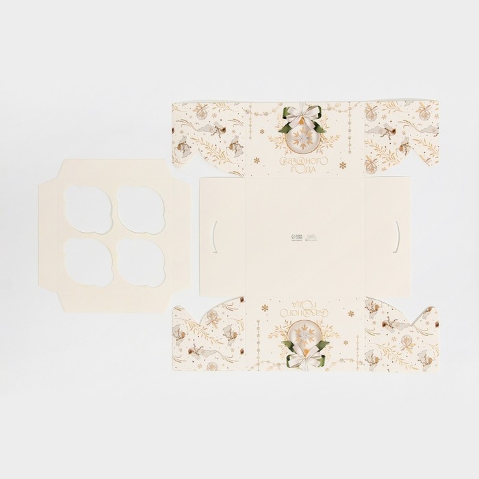 Коробка для капкейка «Бело-золотой », 16 х 16 х 10 см, Новый год