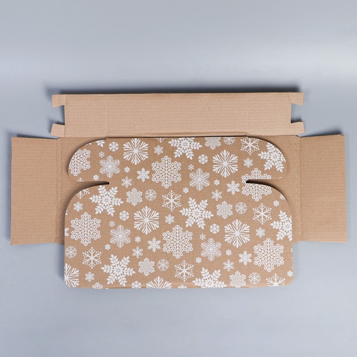 Коробка новогодняя складная «Снежинки», бурый, 27 х 21 х 9 см, Новый год Коробка новогодняя складная «Снежинки», бурый, 27 х 21 х 9 см, Новый год