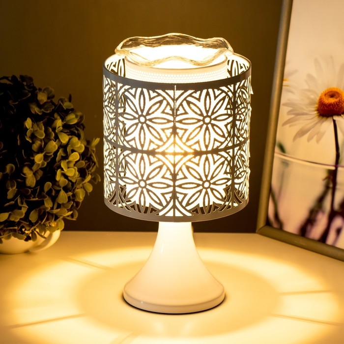 Аромасветильник Аромасветильник "Цветы" G4 35Вт белый 14,5х14,5х25,5 см RISALUX