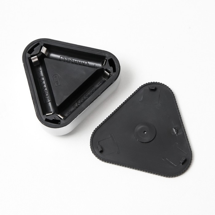 Ночник-пушлайт Ночник-пушлайт "Треугольник" 3хLED, 3ААА серый 6,5х6,5х2,5 см RISALUX