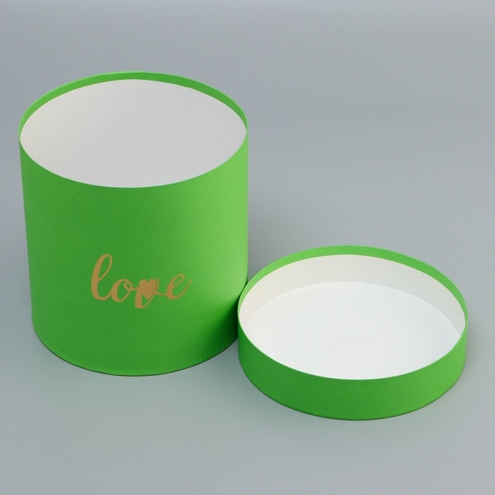 Коробка круглая, с тиснением Коробка круглая, с тиснением"Love"салатовая,18*18*18см