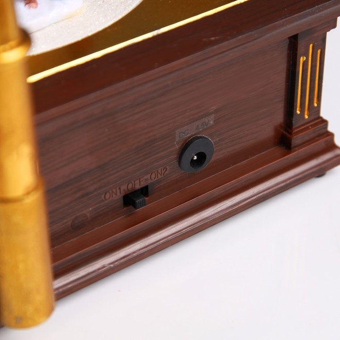 Светодиодная фигура «Рождественский граммофон» 24.5 × 35.5 × 22.5 см, полистоун, батарейки ААх3 (не в комплекте), USB, свечение мульти Светодиодная фигура «Рождественский граммофон» 24.5 × 35.5 × 22.5 см, полистоун, батарейки ААх3 (не в комплекте), USB, свечение мульти