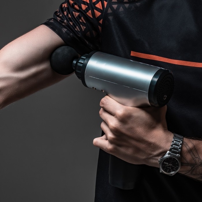 Массажёр для тела Luazon LEM-42, перкуссионный, 4 насадки, 6 скоростей, от АКБ Массажёр для тела Luazon LEM-42, перкуссионный, 4 насадки, 6 скоростей, от АКБ