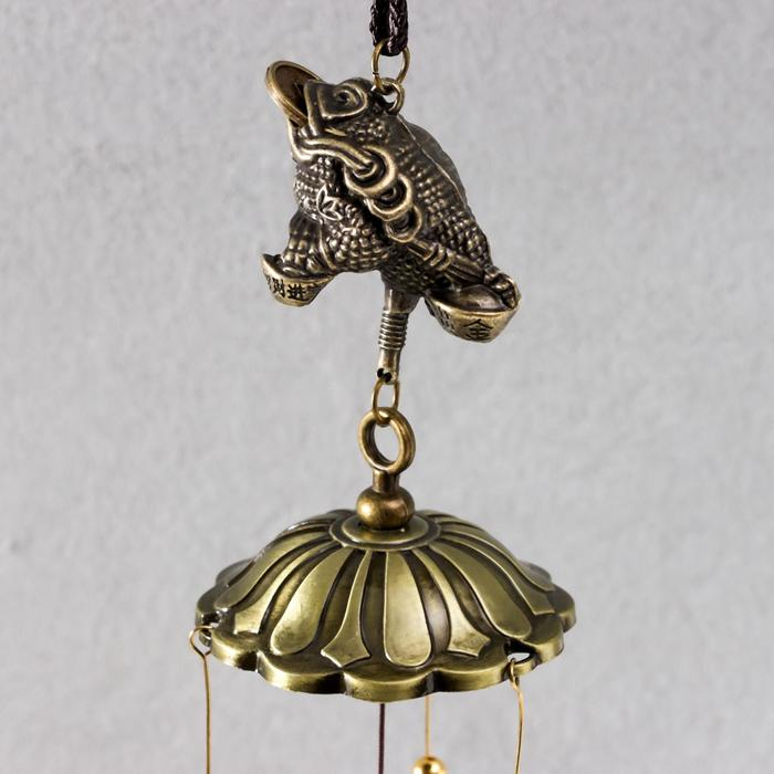 Музыка ветра металл Музыка ветра металл "Денежная жаба с монетой" 3 колокольчика 34х5,6х5,6 см