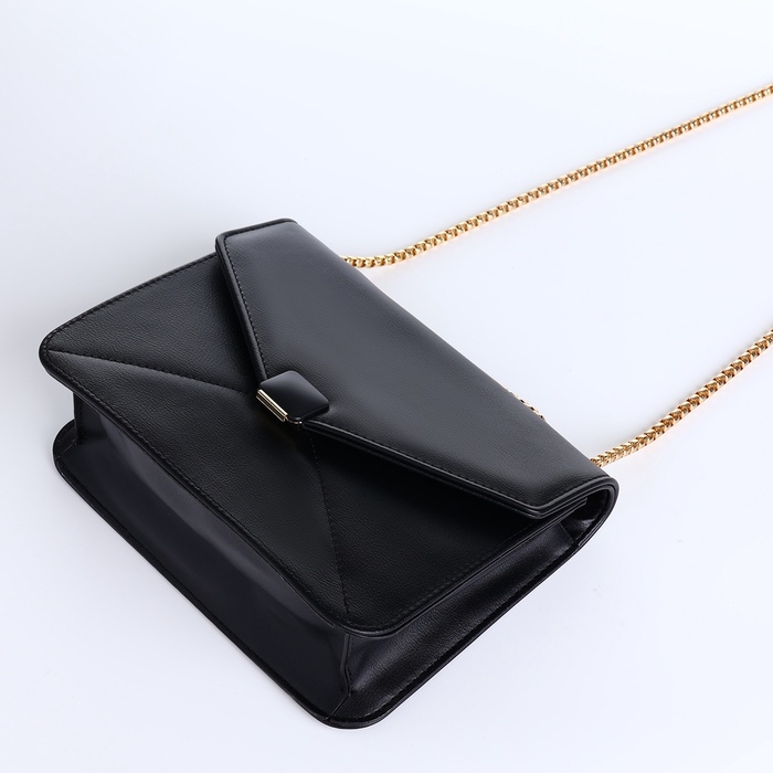 Сумка женская на магните, маленький размер, цвет чёрный Сумка женская на магните, маленький размер, цвет чёрный