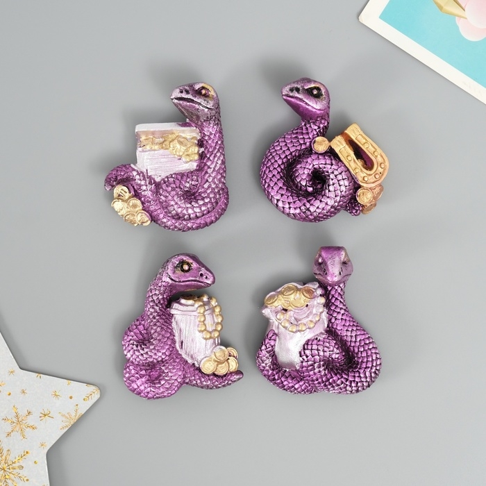 Магнит полистоун  Магнит полистоун "Змейка с богатством" МИКС 6х1,5х5 см