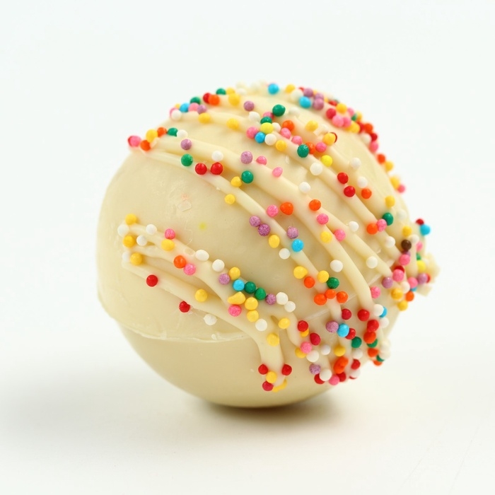 Шоколадная бомбочка с натуральными красителями в стакане Шоколадная бомбочка с натуральными красителями в стакане "Пора согреваться"