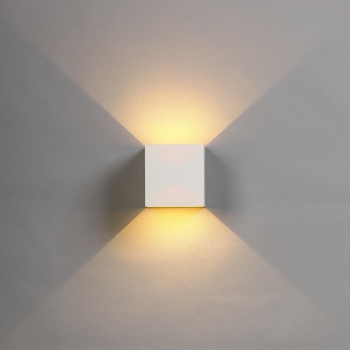 Светильник фасадный «Куб», FSD-063, 6 Вт, 3000К, регулир. луч, IP65, 220 В, пластик, белый 1008423 Светильник фасадный «Куб», FSD-063, 6 Вт, 3000К, регулир. луч, IP65, 220 В, пластик, белый 1008423