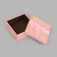 Набор подарочных коробок 3 в 1, 19&times;19&times;9.5 см, 17&times;17&times;8 см, 15&times;15&times;6.5 см