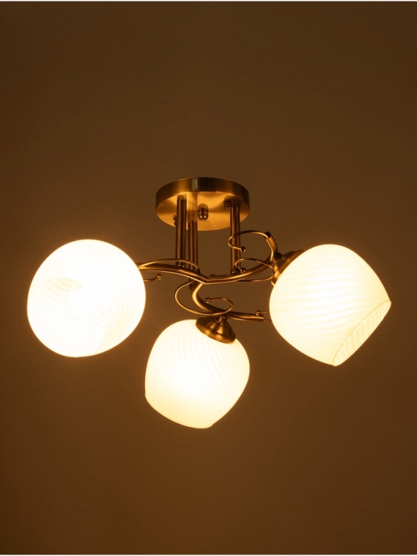 Люстра Люстра "Классик" 3х40Вт Е27 бронза