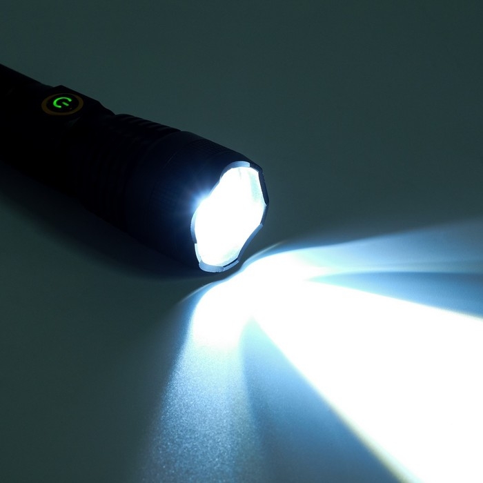 Фонарь ручной аккумуляторный, 10 Вт, 3500 мАч, светодиод P50, IP66, 16.5 х 4.2 х 3.4 см, USB Фонарь ручной аккумуляторный, 10 Вт, 3500 мАч, светодиод P50, IP66, 16.5 х 4.2 х 3.4 см, USB