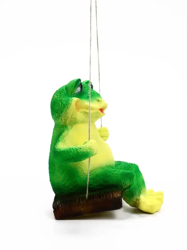 Садовая фигура из полистоуна &laquo;Лягушка на качелях&raquo;, подвесная, 24&times;23&times;27 см
