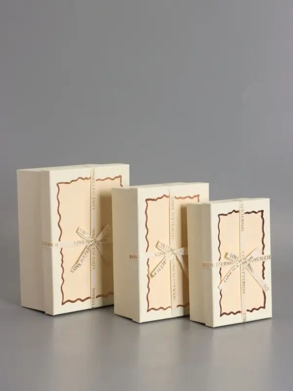 Наборок коробок 3 в 1 прямоугольные 23*16*9.5 21*14*8.0 19*12*6.5 см