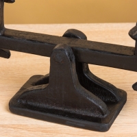 Сувенир «Аборигены на качелях», 33×8×22 +/- 2 см, дерево