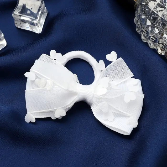 Резинка для волос бант «Школьница», элит сердца, 8×4 см, белая