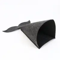 Домик для животных &laquo;Хвост&raquo;, 56&times;30&times;30 см, войлок