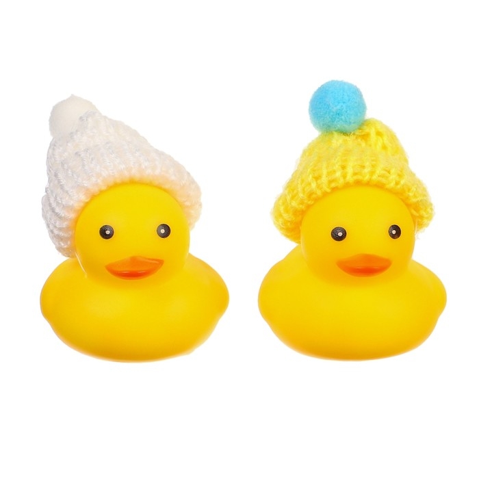Набор резиновых игрушек для ванны «Уточки в шапке», 4 см, с пищалкой, 2 шт., Крошка Я Набор резиновых игрушек для ванны «Уточки в шапке», 4 см, с пищалкой, 2 шт., Крошка Я