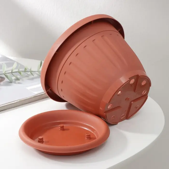 Горшок для цветов с поддоном «Сильвер ЭКО», 1,9 л, d=18 см, цвет терракотовый Горшок для цветов с поддоном «Сильвер ЭКО», 1,9 л, d=18 см, цвет терракотовый