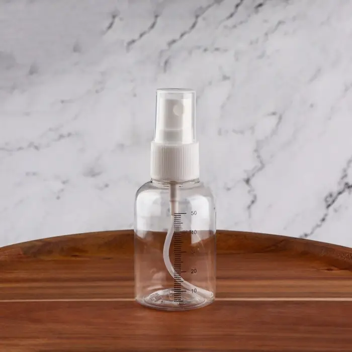Бутылочка для хранения, с распылителем, со шкалой деления, 50 мл, белая, прозрачная Бутылочка для хранения, с распылителем, со шкалой деления, 50 мл, белая, прозрачная