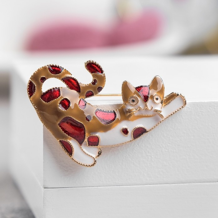 Брошь «Кошка» ленивица, цветная в золоте Брошь «Кошка» ленивица, цветная в золоте