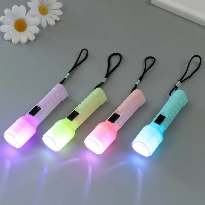 Фонарик брелок для ключей на кольце «Зефирный», LR44×3 шт., 2.5×2.7×9.5 см, МИКС Фонарик брелок для ключей на кольце «Зефирный», LR44×3 шт., 2.5×2.7×9.5 см, МИКС