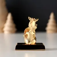 Сувенир  Лошадка с монеткой на подставке и с пожеланием "Богатства", 4*2,3*5см.