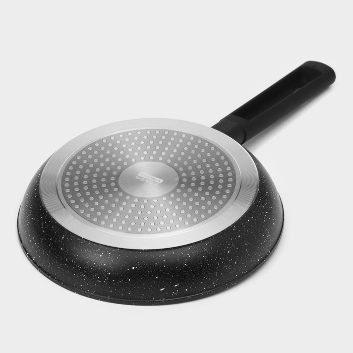 Сковорода Доляна «Первый дом», d=22 см, антипригарное покрытие, индукция, цвет чёрный