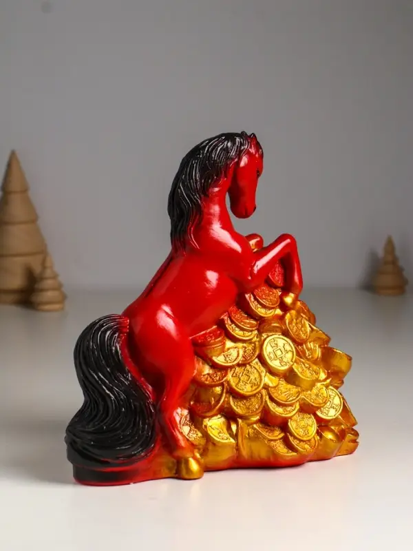 Копилка "Конь на деньгах" 20х13х20 см,  красный