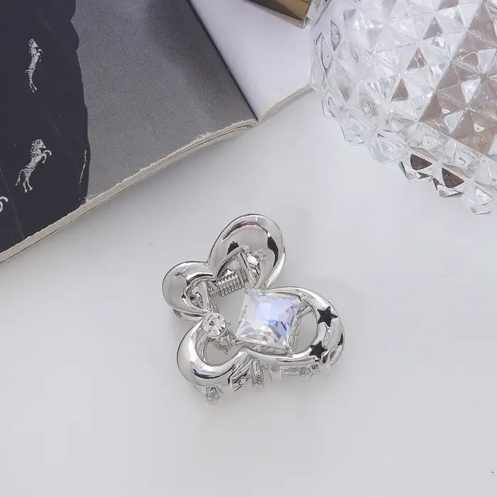 Крабик для волос &laquo;Эйвери стиль&raquo;, бабочка, 3 см, серебристый