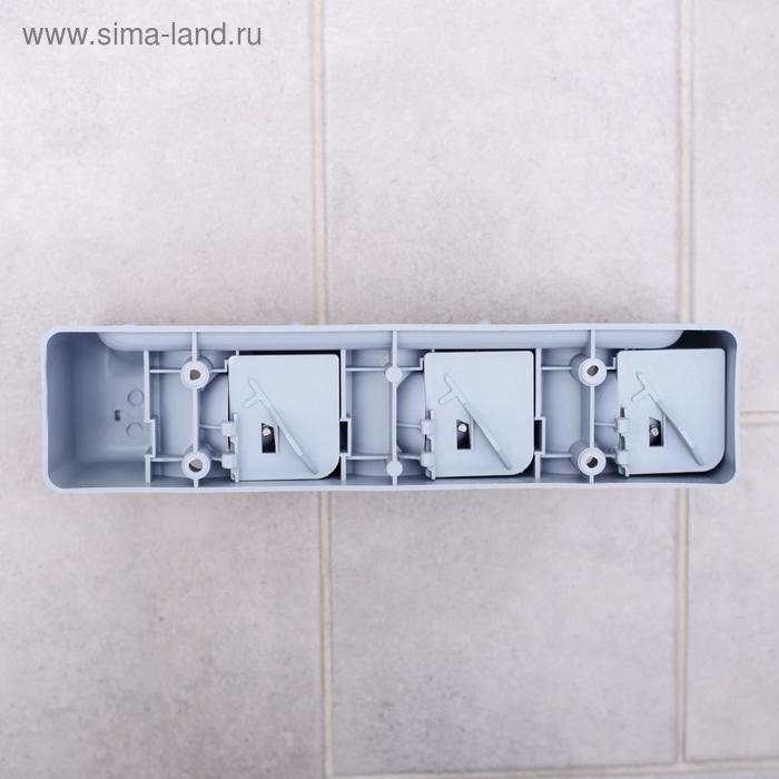 Держатель для уборочного инвентаря с крючками Доляна, 26×6×10 см, цвет серый Держатель для уборочного инвентаря с крючками Доляна, 26×6×10 см, цвет серый