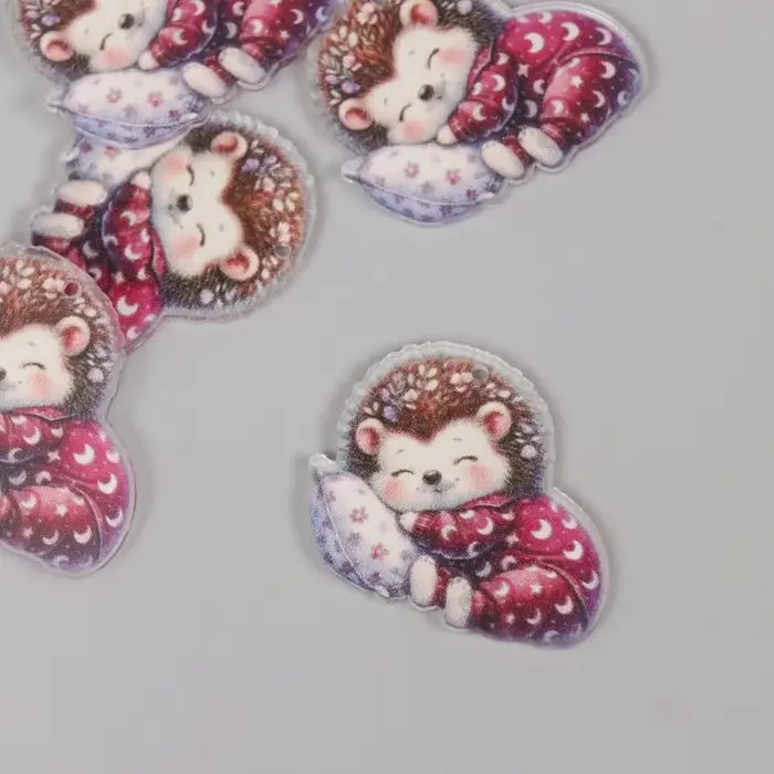 Декор для творчества акрил Декор для творчества акрил "Малыш ёжик в пижамке сладко спит на подушке" 2,9х3,4х0,3 см