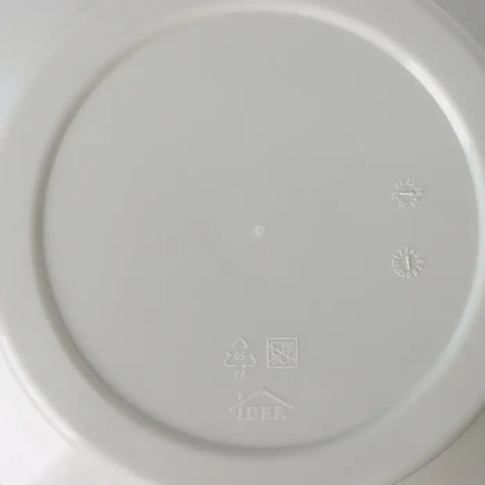 Кашпо для цветов на ножках &laquo;Флориан&raquo;, 12 л (11 л), d=35 см, h=25.5 см, со вставкой, белый ротанг