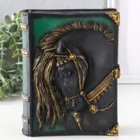 Копилка (гипс) Книга Лошадь  Высота 21 см, ширина 7,5 см, длина 16,5 см, малахит