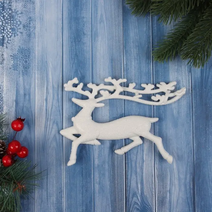 Ёлочная игрушка &laquo;Зимнее волшебство. Бегущий олень&raquo; пластик, 10&times;15 см, белый