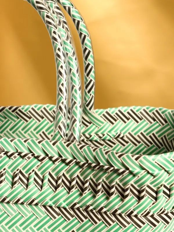 Сумка плетёная, 30×15×35 см, пластик, чёрно-бирюзовая