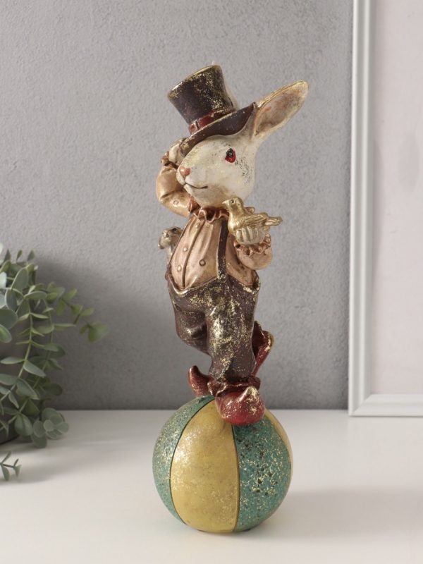 Сувенир полистоун Сувенир полистоун "Цирковой кролик на шаре" 11х12х35 см