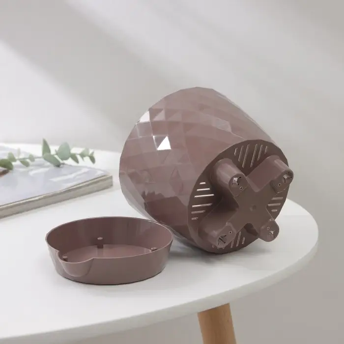 Горшок для цветов с прикорневым поливом «Румба», 1 л, цвет коричневый Горшок для цветов с прикорневым поливом «Румба», 1 л, цвет коричневый