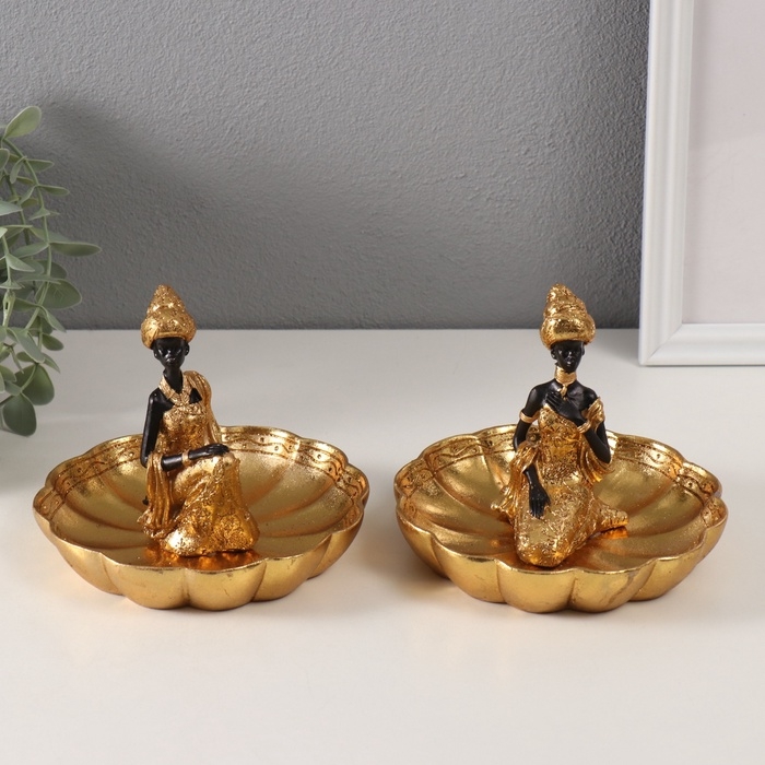 Сувенир полистоун подставка Сувенир полистоун подставка "Африканка в тюрбане, на цветке" золото 14х15х12,5 см МИКС