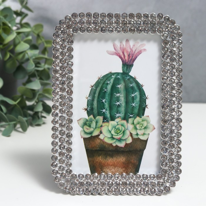 Фоторамка пластик 10х15 см Фоторамка пластик 10х15 см "Пояс из страз" серебро 17,5х12,5 см