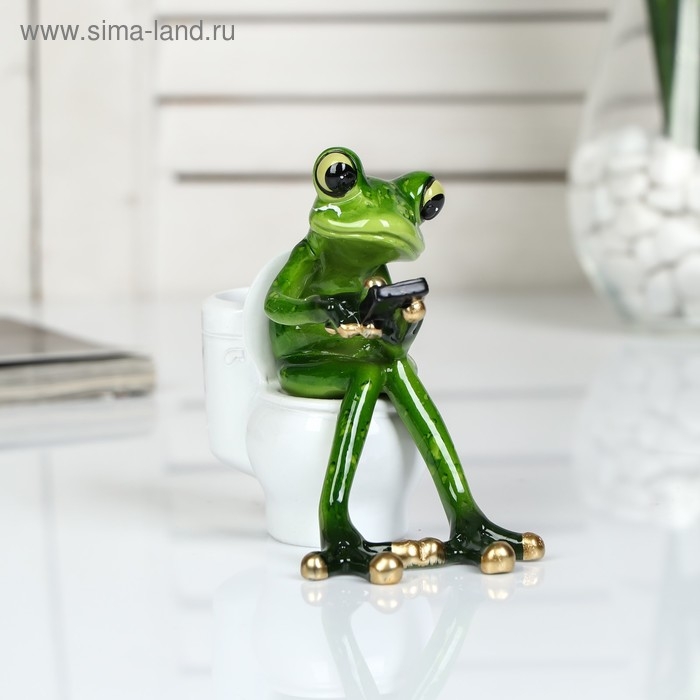 Сувенир полистоун лак  Сувенир полистоун лак "Лягушонок на унитазе с телефоном" 12,5х8х11 см