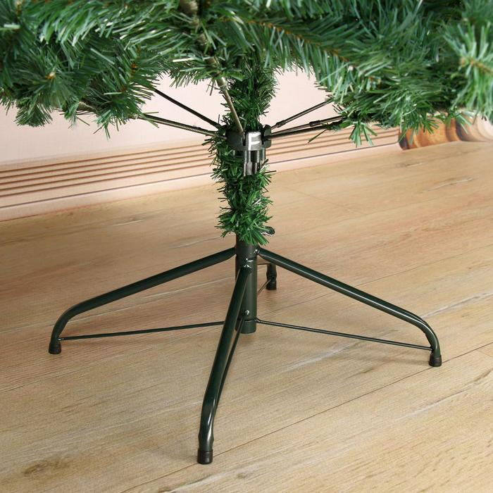 Ель голубая 180 см, d нижнего яруса 105 см, 694 ветки Ель голубая 180 см, d нижнего яруса 105 см, 694 ветки