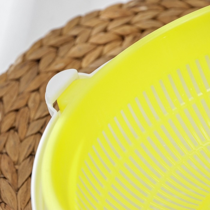 Дуршлаг с поддоном, d=25 см, пластиковый, цвет МИКС Дуршлаг с поддоном, d=25 см, пластиковый, цвет МИКС