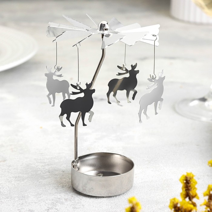 Свеча вращающаяся Свеча вращающаяся "Карусель с оленями", серебрянная, металл