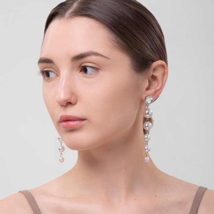 Серьги висячие «Жемчуг» страза в огранке, цвет белый в серебре, 8 см Серьги висячие «Жемчуг» страза в огранке, цвет белый в серебре, 8 см