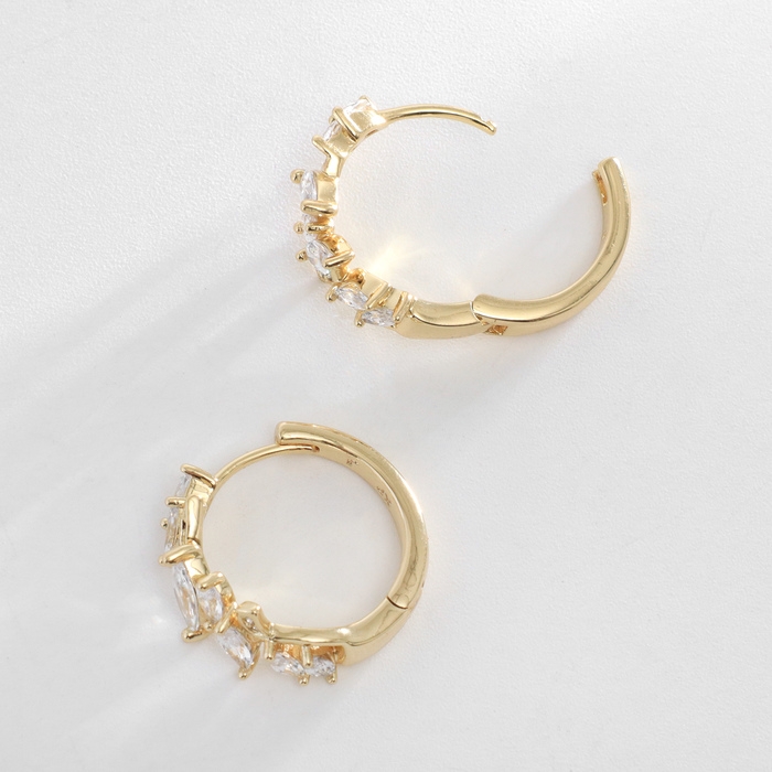 Серьги-кольца XUPING диадема, цвет белый в золоте, d=2 см Серьги-кольца XUPING диадема, цвет белый в золоте, d=2 см