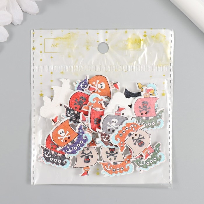 Пуговицы дерево для творчества 2 прокола Пуговицы дерево для творчества 2 прокола "Пиратский корабль" набор 15 шт 2,5х3 см