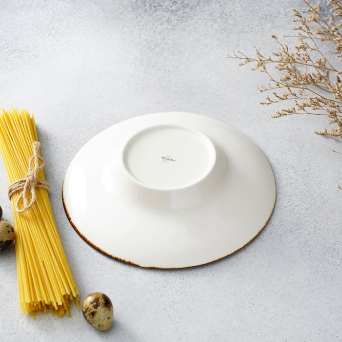 Тарелка фарфоровая для пасты Magistro «Церера», 160 мл, d=21 см, цвет коричневый Тарелка фарфоровая для пасты Magistro «Церера», 160 мл, d=21 см, цвет коричневый