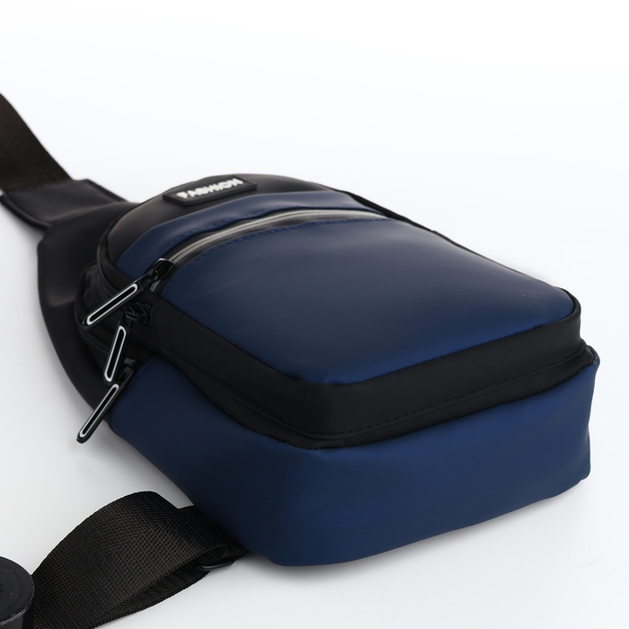 Сумка-слинг из текстиля, 3 наружных кармана, цвет синий Сумка-слинг из текстиля, 3 наружных кармана, цвет синий